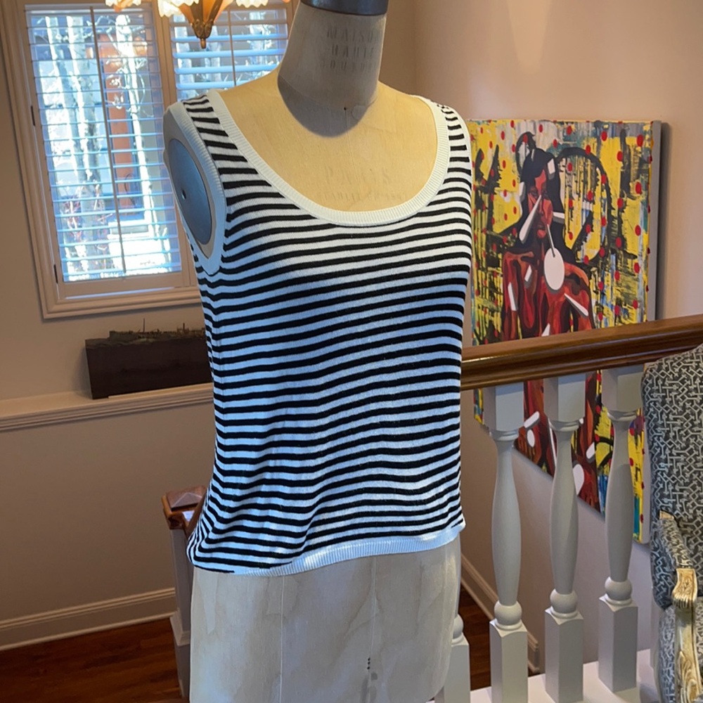 LA Made knit sweater tank size S
